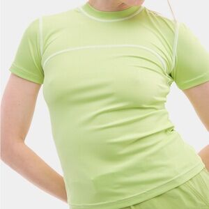 NWT Halfdays Women's Mollie Performance Short Sleeve T-Shirt. Size Medium.